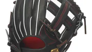 カープ】安部友裕選手のグローブは「久保田スラッガー」 | 野球